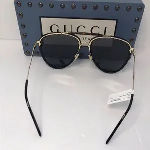 New- ? Authentic Gucci GG0672S Women\'s Aviator Sunglasses, Black/Grey NEW ORIGINAL GUCCI GG0672S UNISEX AVIATOR SUNGLASSES, BLACK  main image 4